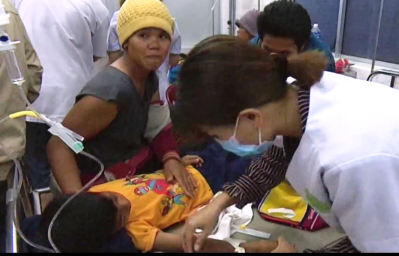 Hơn 130 người nhập viện vì ngộ độc thực phẩm sau tiệc cưới