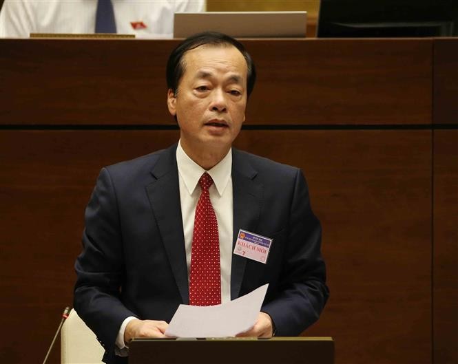 Bộ trưởng Phạm Hồng Hà “hụt hơi” giải trình vụ 8B Lê Trực và HH Linh Đàm ảnh 2 Bộ trưởng Phạm Hồng Hà có vô can trong vi phạm của nhà 8B Lê Trực và chung cư HH Linh Đàm?