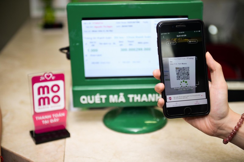 Sử dụng các ví điện tử để thanh toán, bệnh nhân không cần xếp hàng, giảm thời gian chờ đợi, đơn giản thủ tục, không phải mang theo tiền mặt hoặc thẻ ngân hàng.