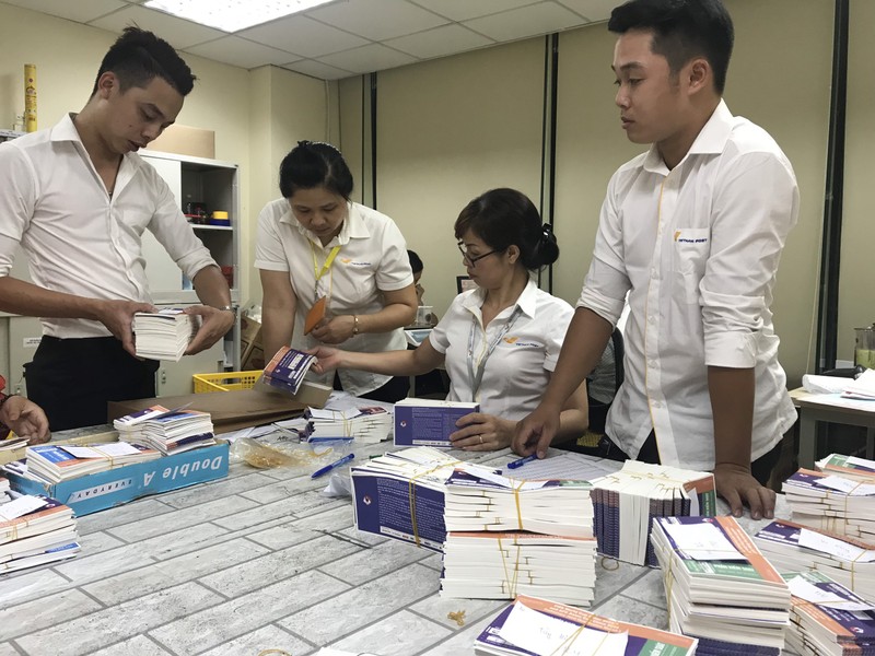 Hơn 18.000 vé xem trận Việt Nam - Malaysia vòng loại World Cup vào ngày 10/10 được chuyển phát trên toàn quốc.