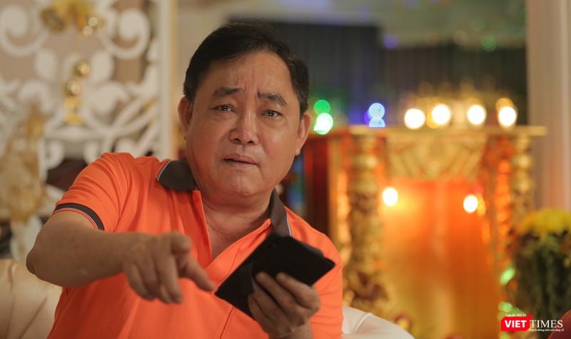 vt_Ông Huỳnh Uy Dũng với khoảnh khắc tràn đầy nhiệt huyết. Ảnh: An Tâm.