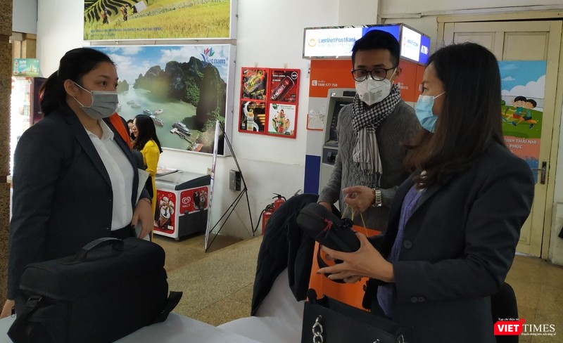 Thủ tướng Nguyễn Xuân Phúc yêu cầu mọi người dân đeo khẩu trang ở nơi đông người