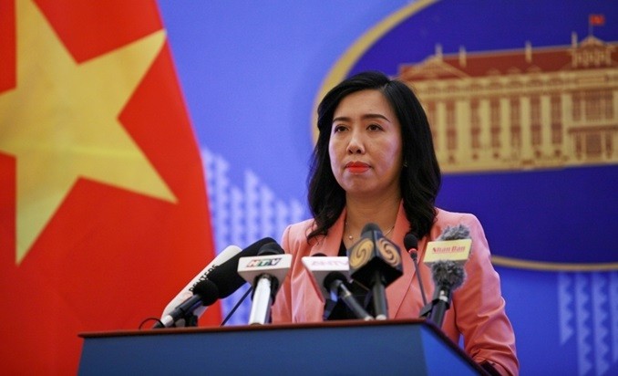 Ngừng cấp thị thực tại cửa khẩu cho tất cả người nước ngoài từ trưa nay