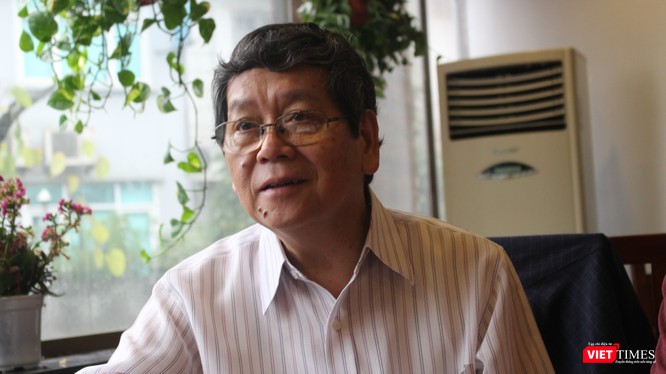 TS Vũ Ngọc Hoàng