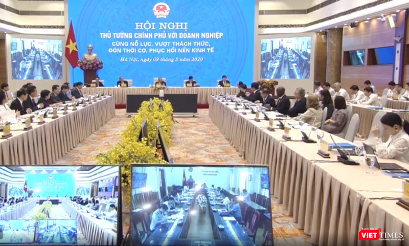 Toàn cảnh hội nghị.