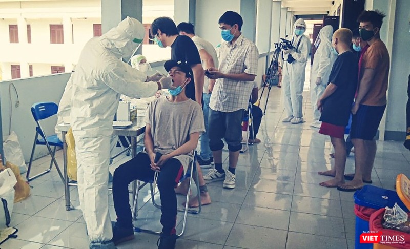 Thông tin BN450 trốn viện khiến mạng xã hội xôn xao không chính xác ảnh 4 Thêm 4 ca bệnh mới, Hà Nội và TP.HCM đều đã có lây nhiễm COVID-19 trong cộng đồng!