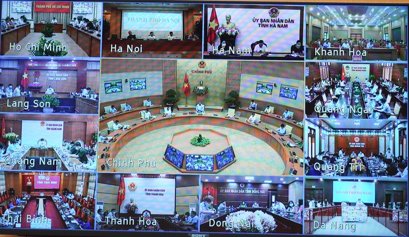 Các điểm cầu tham gia họp trực tuyến với thường trực Chính phủ.