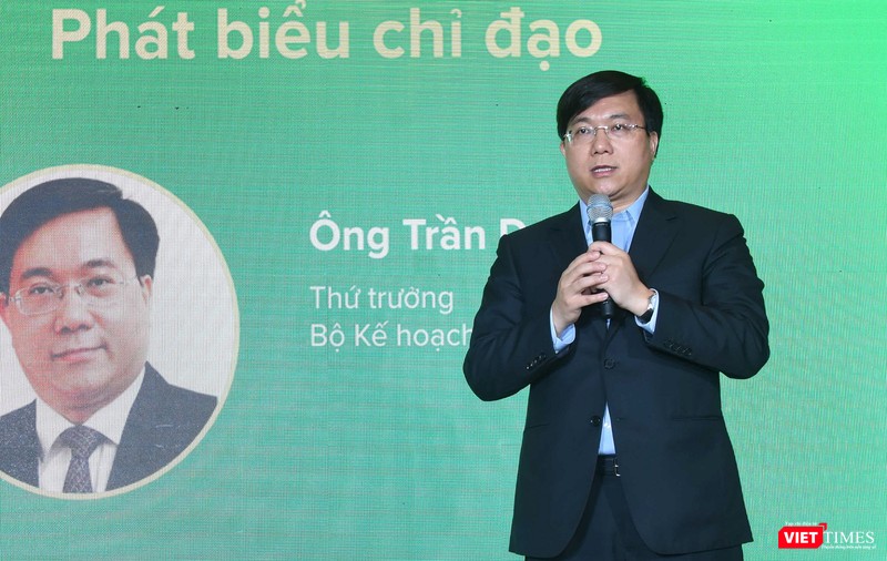 Ông Trần Duy Đông - Thứ trưởng bộ Kế hoạch và Đầu tư - cho rằng cần tăng cường đổi mới sáng tạo và chuyển đổi số, đưa các startup Việt đạt được thành công lâu dài.