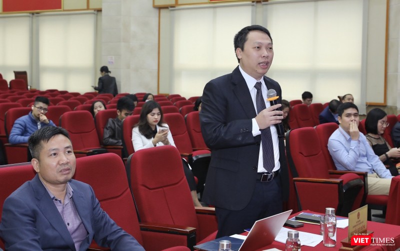 Thứ trưởng Nguyễn Huy Dũng đề nghị Cục Tin học hoá kết nối để đưa thông tin về nền tảng này tiếp cận doanh nghiệp du lịch Việt Nam.