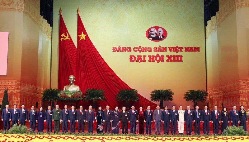 Đoàn Đại biểu tỉnh Thái Nguyên tham dự Đại hội Đại biểu toàn quốc lần thứ XIII của Đảng.