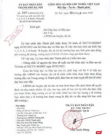 Văn bản ngày 5/2/2022 của Phó Chủ tịch UBND TP. Hà Nội Chử Xuân Dũng ký, gửi Sở Giáo dục và Đào tạo, Sở Y tế, UBND các huyện, thị xã về việc cho học sinh các khối lớp 1 - 6 thuộc 18 huyện, thị xã trở lại trường học.