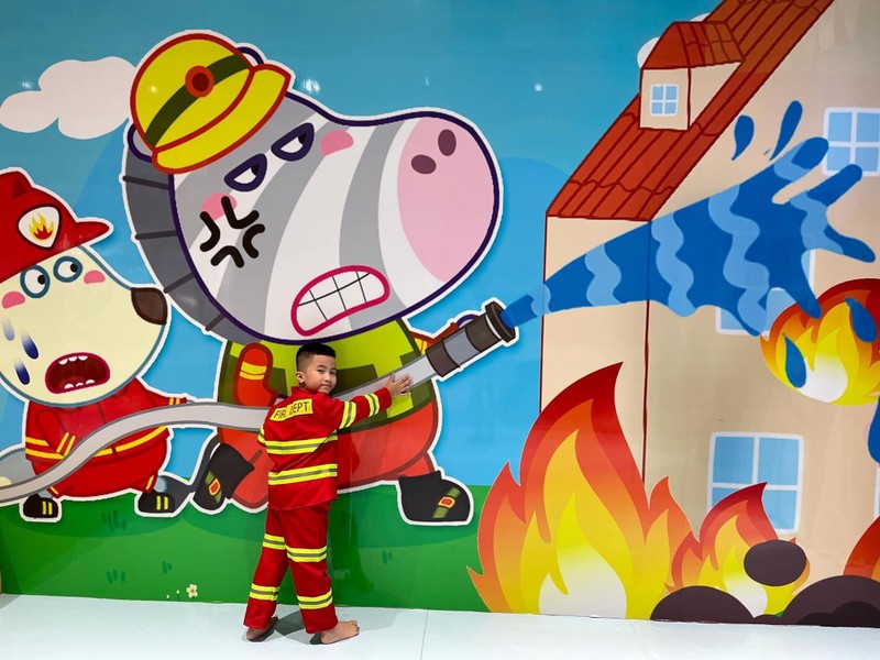 Wolfoo City – Khu vui chơi tái hiện hình ảnh bộ nhân vật Wolfoo được các em nhỏ yêu thích. Wolfoo City – Khu vui chơi tái hiện hình ảnh bộ nhân vật Wolfoo được các em nhỏ yêu thích.