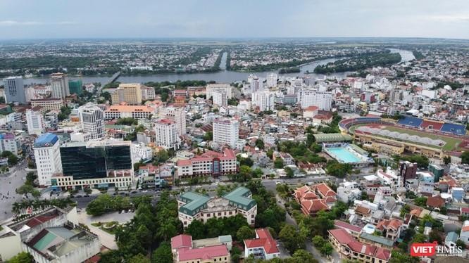 Quốc hội cho rằng việc sửa đổi Luật Đất đai là cần thiết nhằm khắc phục những tồn tại hạn chế, phát huy nguồn lực đất đai đáp ứng yêu cầu phát triển đất nước trong giai đoạn mới Quốc hội cho rằng việc sửa đổi Luật Đất đai là cần thiết nhằm khắc phục những tồn tại hạn chế, phát huy nguồn lực đất đai đáp ứng yêu cầu phát triển đất nước trong giai đoạn mới