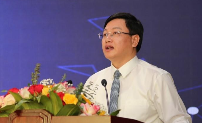 Ông Mai Xuân Liêm phát biểu trong một cuộc hội thảo thúc đẩy chương trình chuyển đổi số của tỉnh. Ông Mai Xuân Liêm phát biểu trong một cuộc hội thảo thúc đẩy chương trình chuyển đổi số của tỉnh.