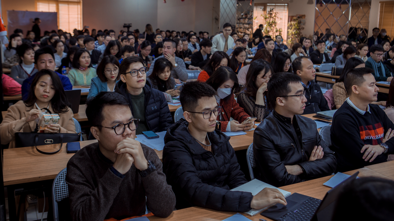 Hơn 200 khách mời, chủ yếu là đại diện DN nội dung số, tham gia trao đổi kinh nghiệm MMO.