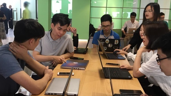 Người dùng Việt Nam muốn có trải nghiệm thông minh hơn và cá nhân hóa hơn khi họ có những tương tác với doanh nghiệp trên môi trường số