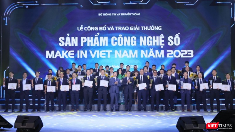 Sự kiện nhằm tôn vinh các doanh nghiệp, tổ chức Việt Nam có sản phẩm, giải pháp và dịch vụ công nghệ số xuất sắc giải, các bài toán của Việt Nam và thế giới.