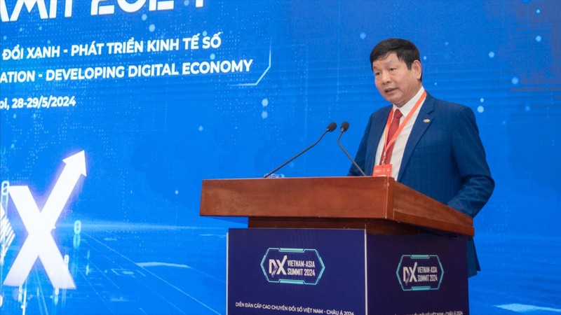 vnp_dxsummit 1-2 (1).jpg