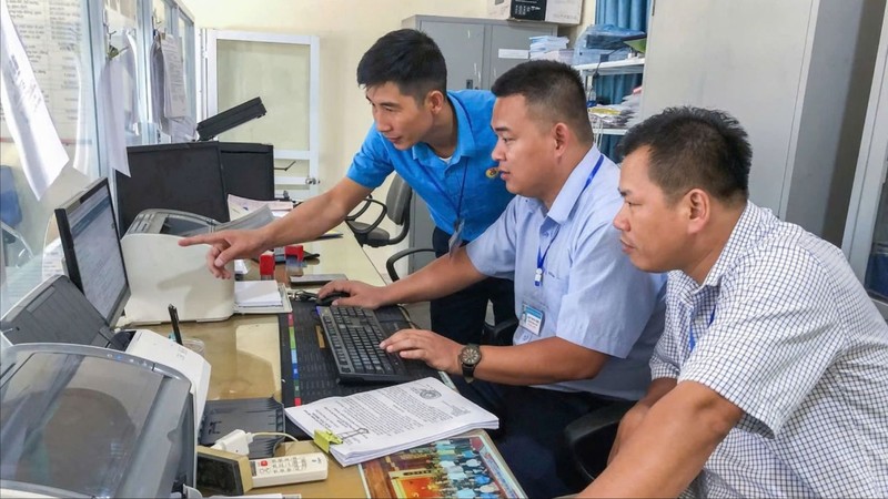 Luồng gió mới về bình dân học vụ số đang làm thay đổi thói quen của người dân tỉnh Thái Nguyên.