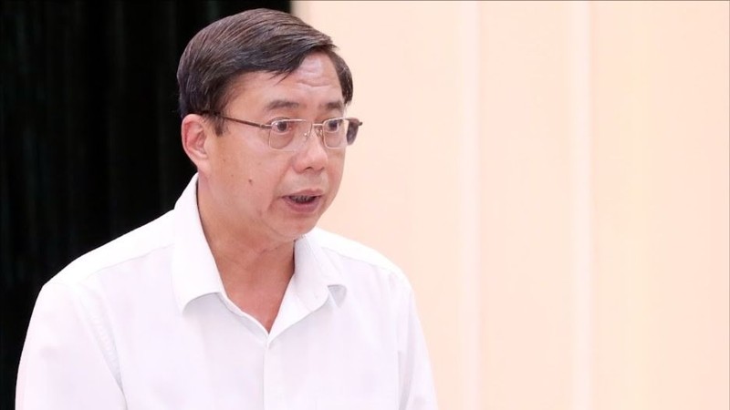 Thiếu tướng Trần Đình Chung, Phó Cục trưởng Cục An ninh chính trị nội bộ, Bộ Công an, thông tin tại họp báo. Ảnh: MOET.