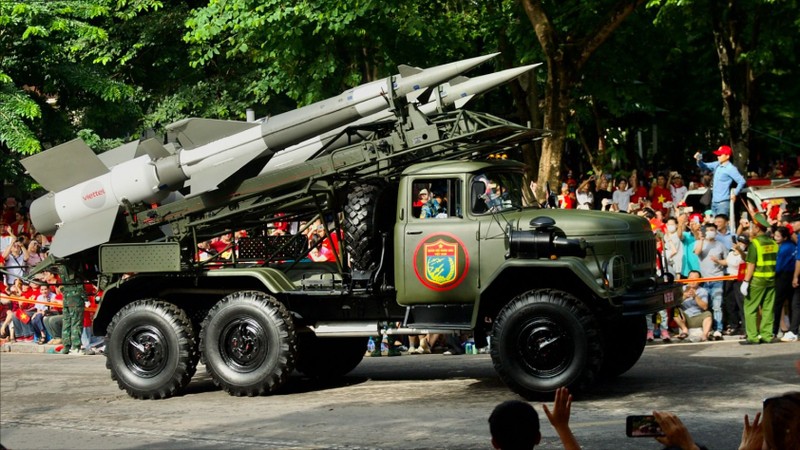 Tổ hợp tên lửa phòng không S-125-VT là một trong những thành phần nòng cốt của hệ thống phòng thủ bờ biển.