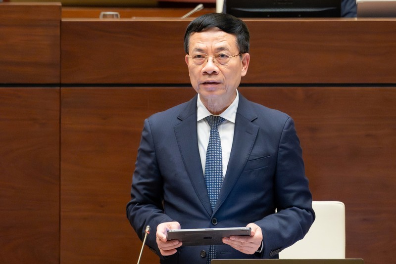 Bo truong Nguyen manh hung.jpg