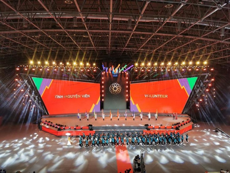 Vinh danh các tình nguyện viên