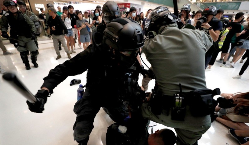 Chính quyền Bắc Kinh ám chỉ rằng đã đến lúc chấm dứt tình trạng biểu tình ở Hong Kong (Ảnh: SCMP)