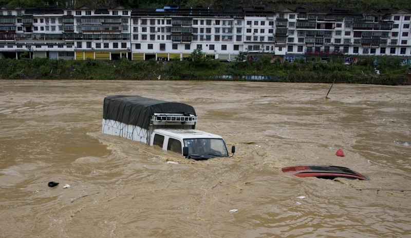 Tình trạng lũ lụt nghiêm trọng ở Quý Châu (Ảnh: Tân Hoa Xã) Tình trạng lũ lụt nghiêm trọng ở Quý Châu (Ảnh: Tân Hoa Xã)