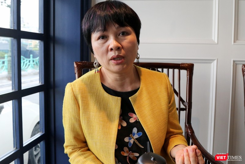 TS Khuất Thu Hồng