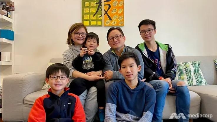 Gia đình ông Koh (Ảnh: CNA)