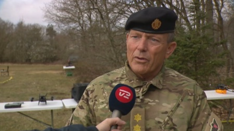 Thiếu tướng Peter Boysen, Tham mưu trưởng Lực lượng vũ trang Đan Mạch tham gia cuộc phỏng vấn vào ngày 16/4. Ảnh: Kyiv Post.