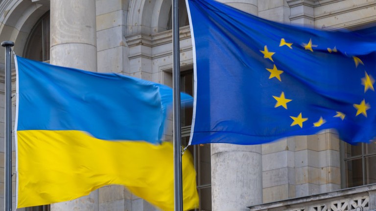 Điện Kremlin cho rằng EU đang cố gắng cản trở nỗ lực ngoại giao giữa Mỹ và Nga để kéo dài xung đột ở Ukraine. Ảnh: Getty.