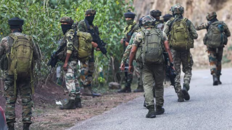 Quân đội Ấn Độ tiến hành chiến dịch ở quận Reasi, bang Jammu và Kashmir trong hôm đầu tuần này. Ảnh: PTI.