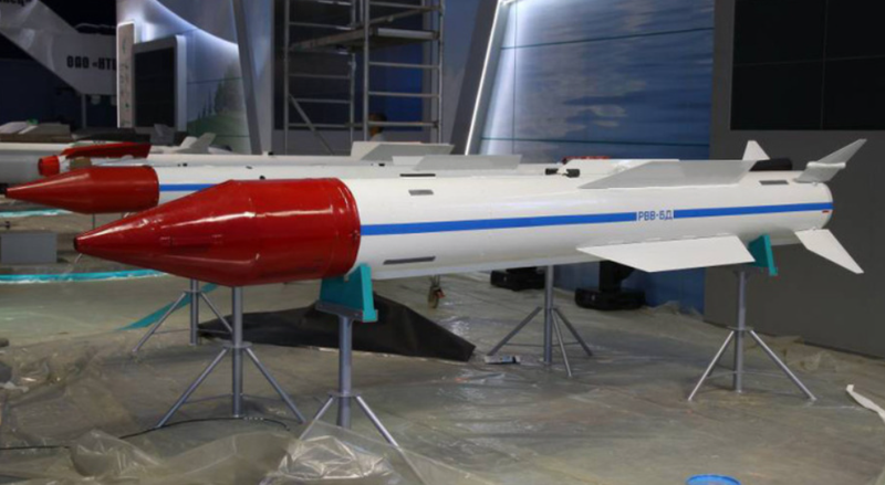 Tên lửa không đối không R-37M của quân đội Nga. Ảnh: Getty.