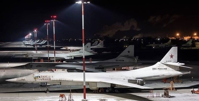 Nga điều Thiên nga trắng Tu-160 tới căn cứ sát Alaska sau loạt đòn tấn công sâu của Ukraine 3.jpeg