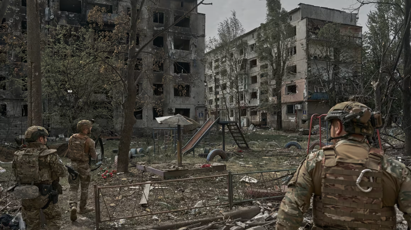 Khoảng 60.000 người từng sống ở Pokrovsk, một thành phố nằm trong tầm ngắm của Nga trong suốt một năm. Ảnh: Getty.