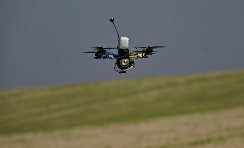 Một UAV góc nhìn thứ nhất của Ukraine trong một buổi huấn luyện bay tại địa điểm không được tiết lộ vào ngày 23/8/2024. Ảnh: AFP.