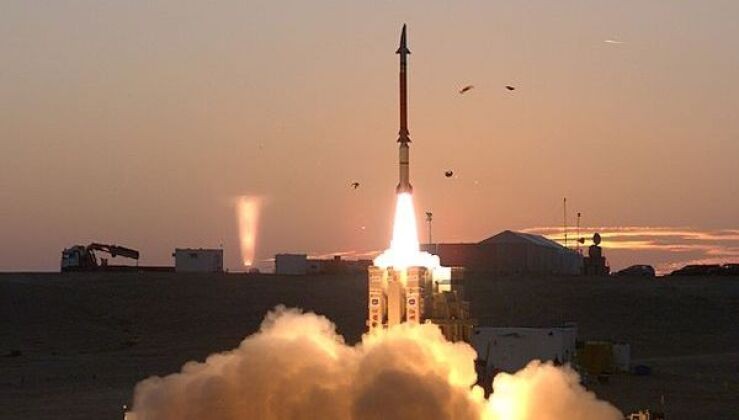 Đối mặt với bão siêu vượt âm của Iran Israel đề xuất giải pháp phòng thủ khu vực 3.jpg