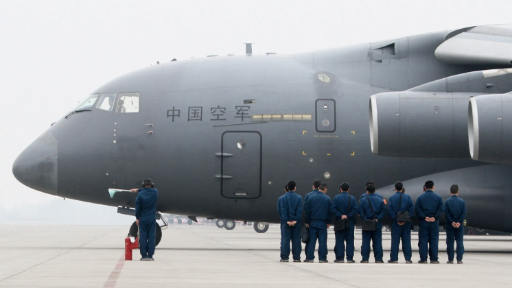 Máy bay vận tải Y-20 của Trung Quốc. Ảnh: MW.