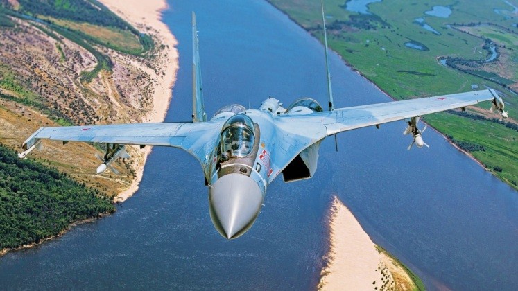 Chiến đấu cơ Su-35 của Lực lượng Không quân Vũ trụ Nga. Ảnh: MW.