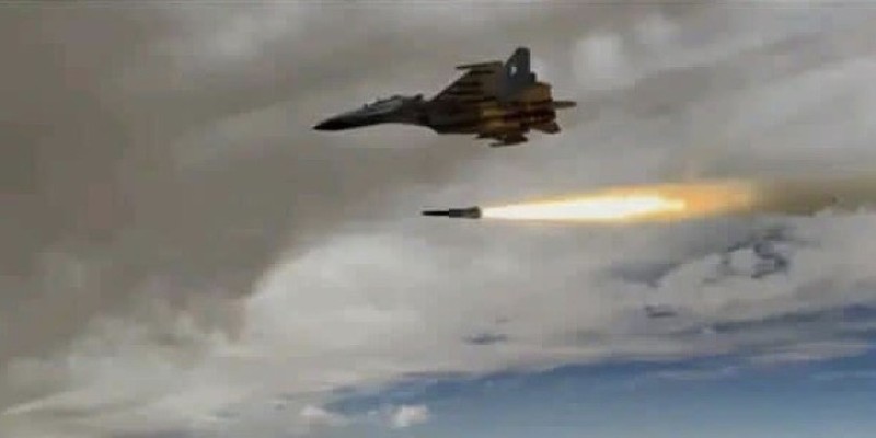 Tiêm kích mới Su-30SM2 của Nga lần đầu phá hủy hệ thống phòng không Mỹ trên chiến trường Ukraine 3.jpeg