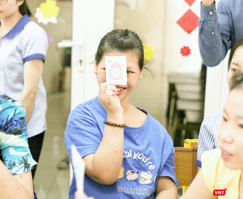 Dự án mang đến nhiều hoạt động thú vị cho các em nhỏ kém may mắn. Dự án mang đến nhiều hoạt động thú vị cho các em nhỏ kém may mắn.