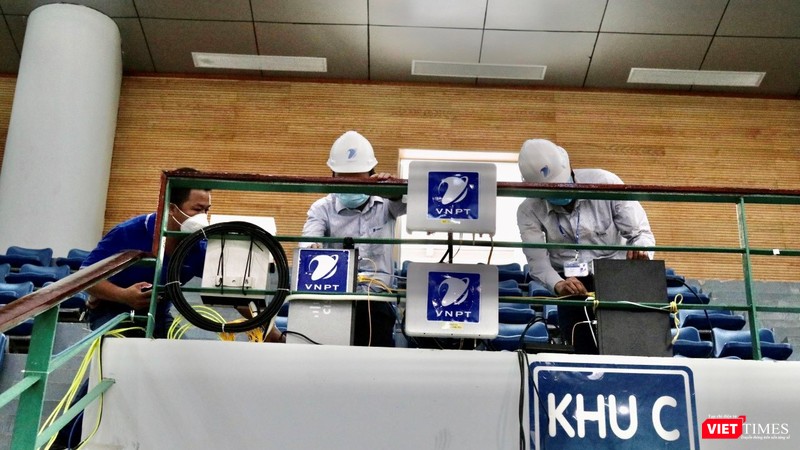 Gấp rút triển khai dịch vụ viễn thông tại bệnh viện dã chiến TP. Đà Nẵng