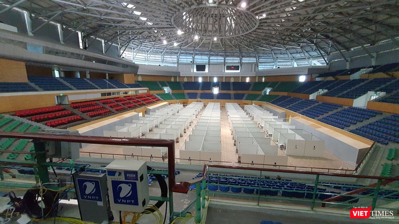 Thực hiện trên nền hạ tầng khu liên hợp thể thao nên VNPT phải cải tạo khá nhiều hạng mục để phù hợp với tiêu chuẩn y tế