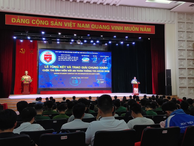 Toàn cảnh Lễ Tổng kết và trao giải Chung khảo cuộc thi Sinh viên với An toàn thông tin ASEAN 2020.