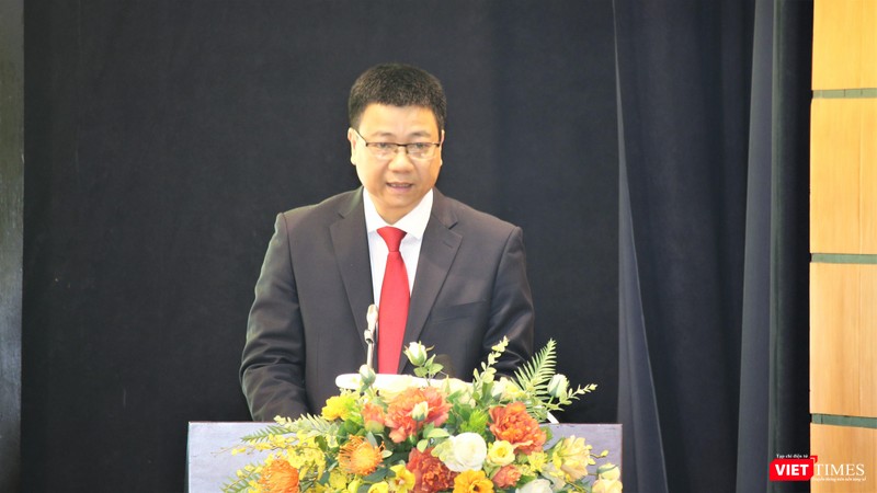 Ông Đỗ Công Anh - Phó Cục trưởng Cục Tin học hóa công bố chương trình hỗ trợ doanh nghiệp nhỏ và vừa chuyển đổi số.