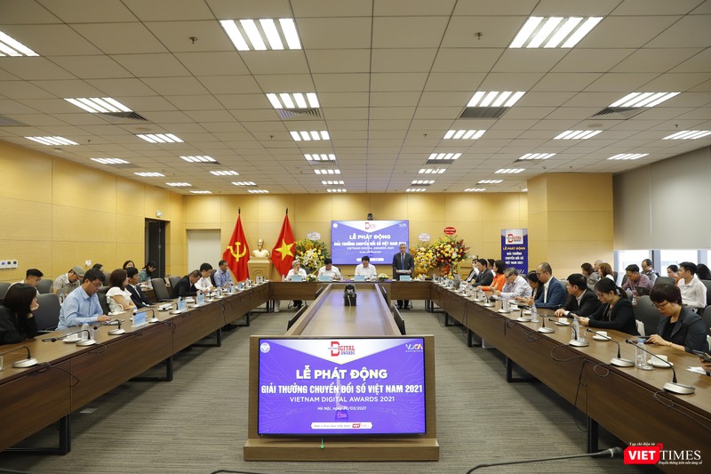 Toàn cảnh Lễ phát động Giải thưởng Chuyển đổi số Việt Nam (VDA) 2021. Toàn cảnh Lễ phát động Giải thưởng Chuyển đổi số Việt Nam (VDA) 2021.