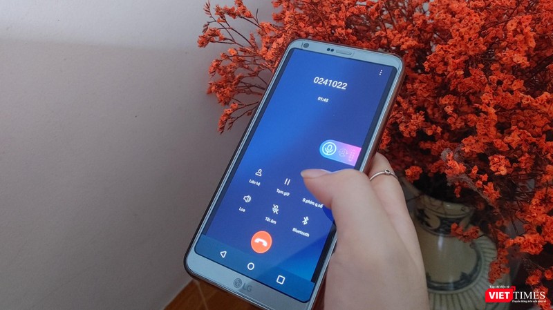 Người dân Hà Nội gọi đến tổng đài 1022.