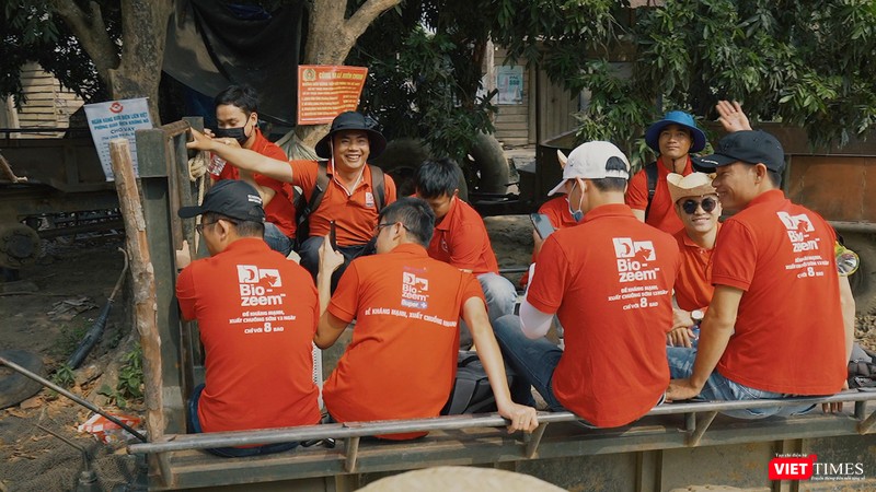 Tiếp tục lên đường Tiếp tục lên đường